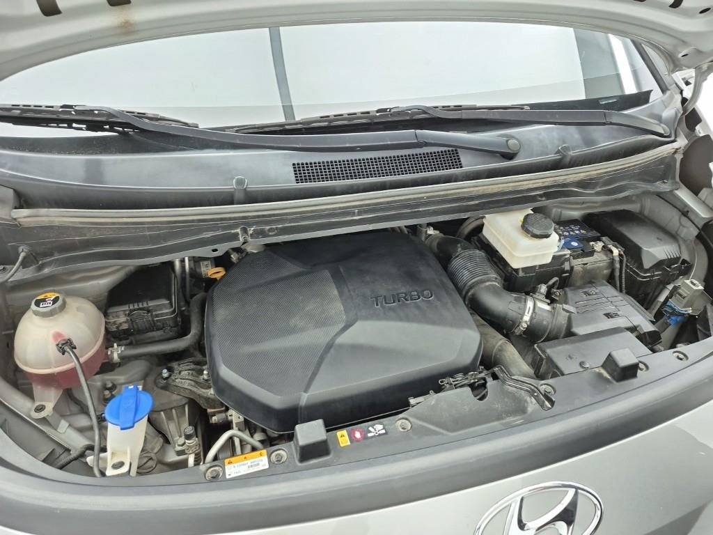 HYUNDAI Staria - Vista 6