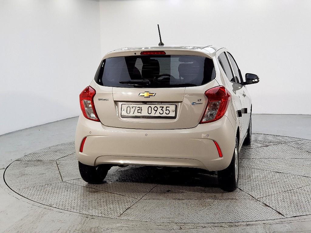 Chevrolet Spark - Vista 3