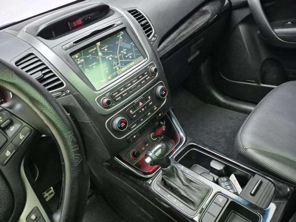 KIA Sorento - Vista 10