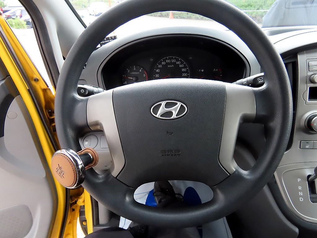 HYUNDAI Starex - Vista 9