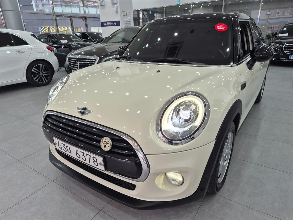Mini Cooper - Vista 2