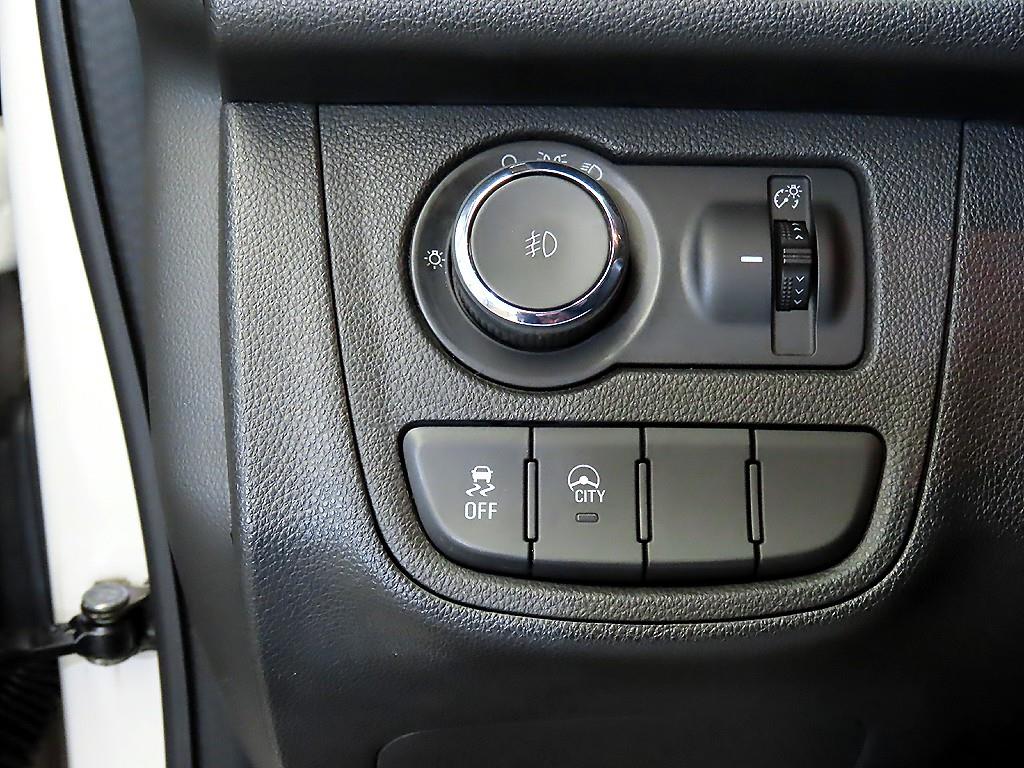 Chevrolet Spark 2016 Blanco - Importación desde Corea - HF Imports Iquique - Foto 15