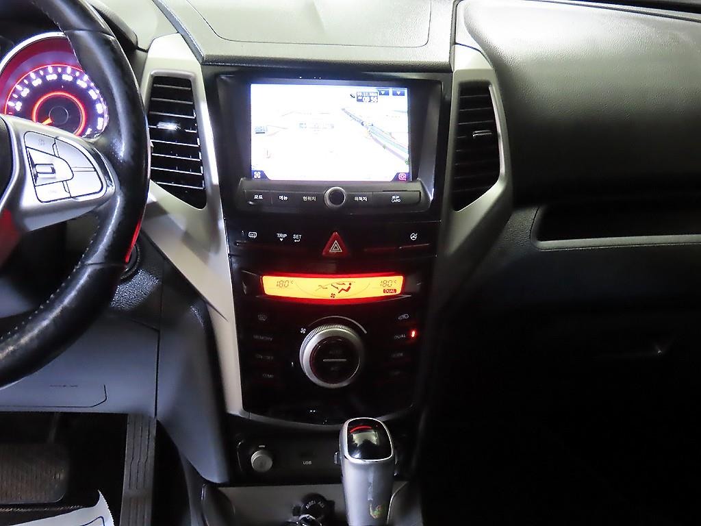 Ssangyong Tivoli - Vista 11