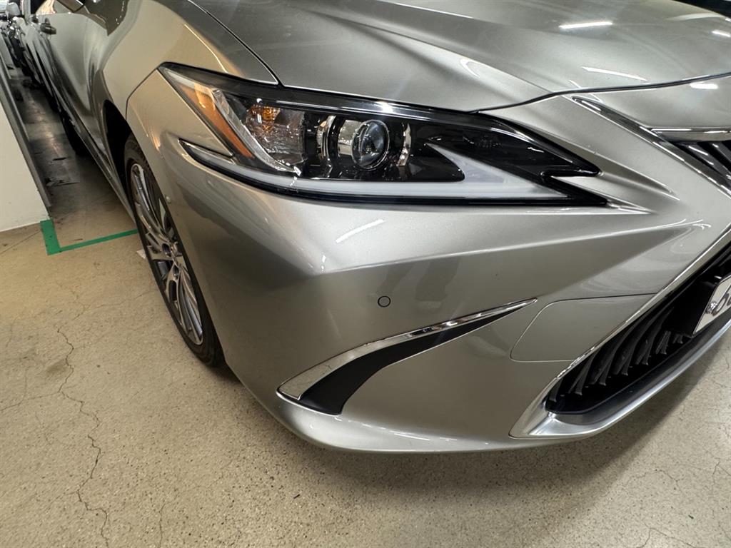 Lexus ES - Vista 4