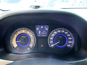 HYUNDAI Accent - Vista 12