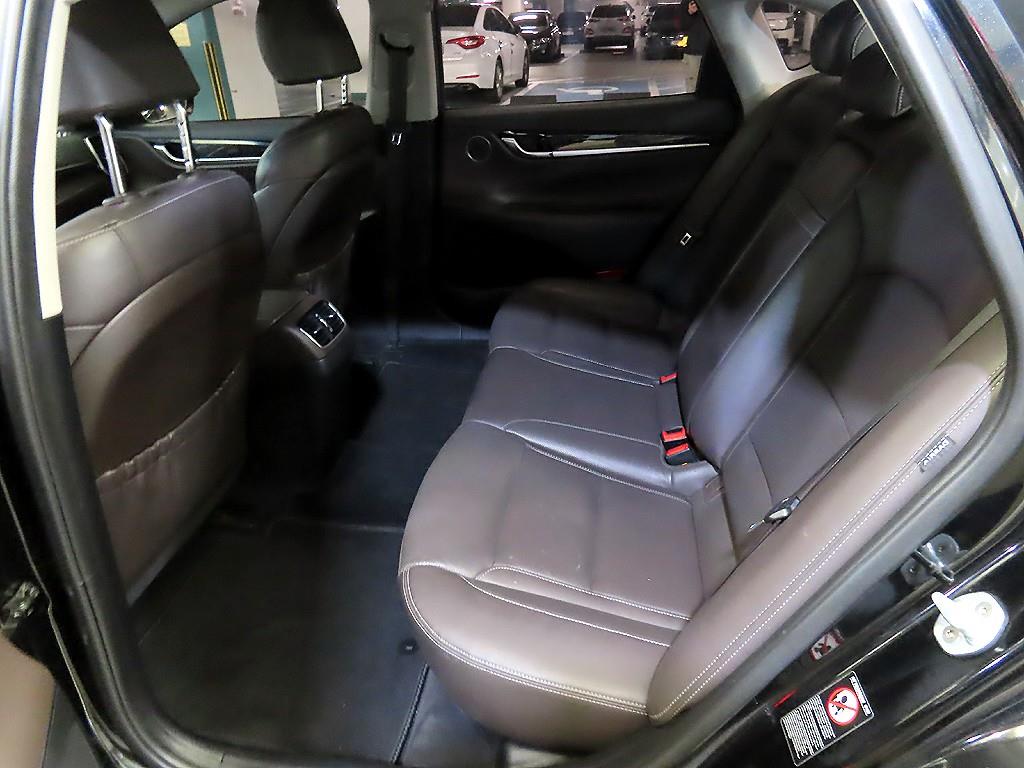 HYUNDAI Grandeur - Vista 7