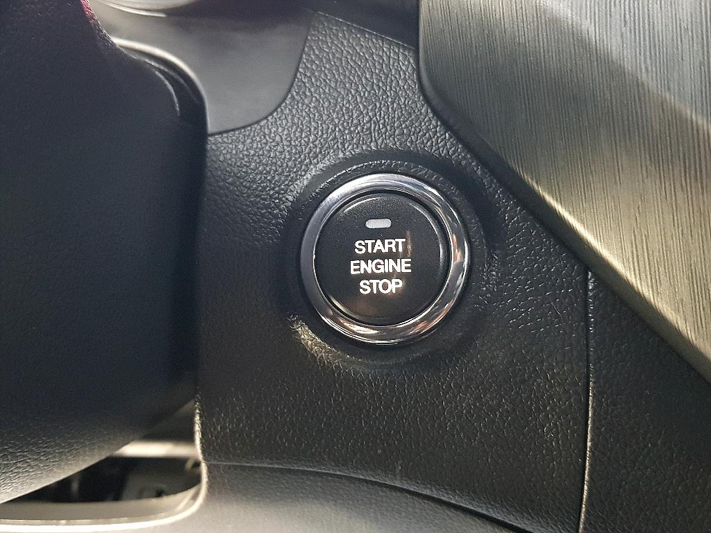 Ssangyong Tivoli - Vista 12
