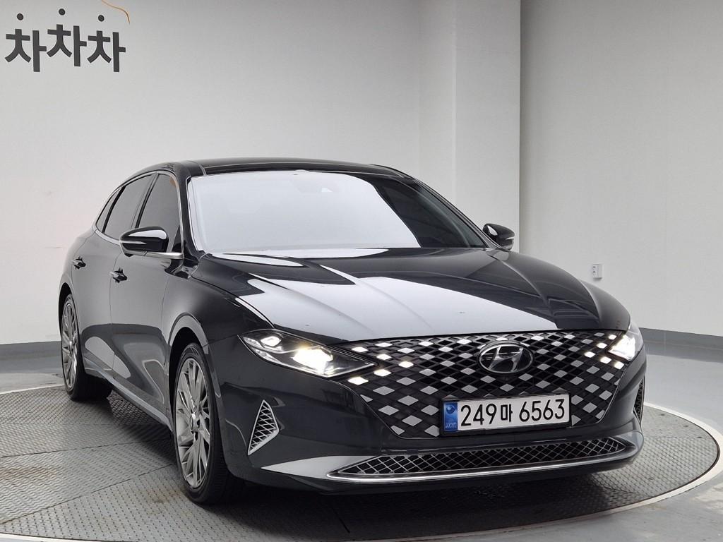 HYUNDAI Grandeur - Vista 4
