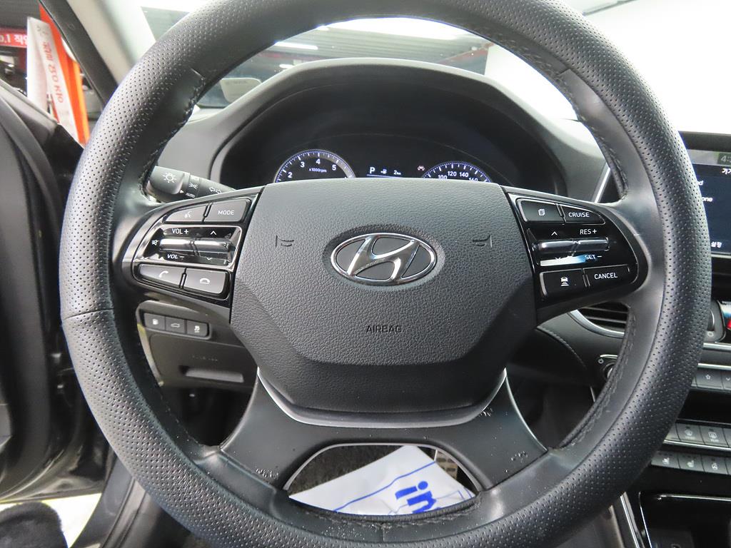 HYUNDAI Grandeur - Vista 8