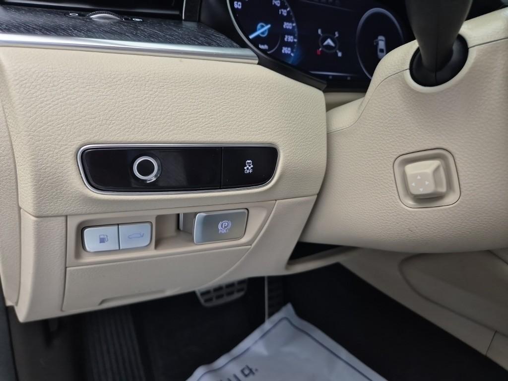 KIA K9 - Vista 11
