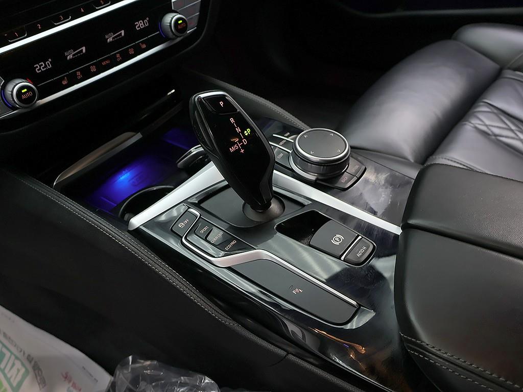 BMW 5 Series 2020 Gris - Importación desde Corea - HF Imports Iquique - Foto 10