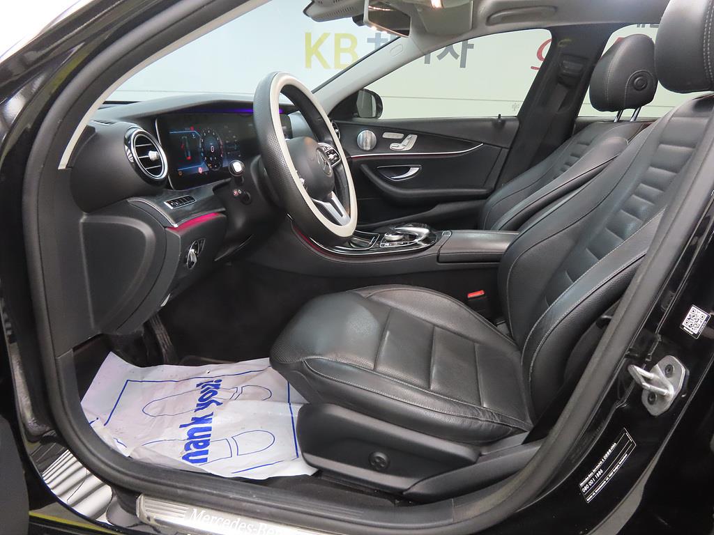 Mercedes Benz E class - Vista 5