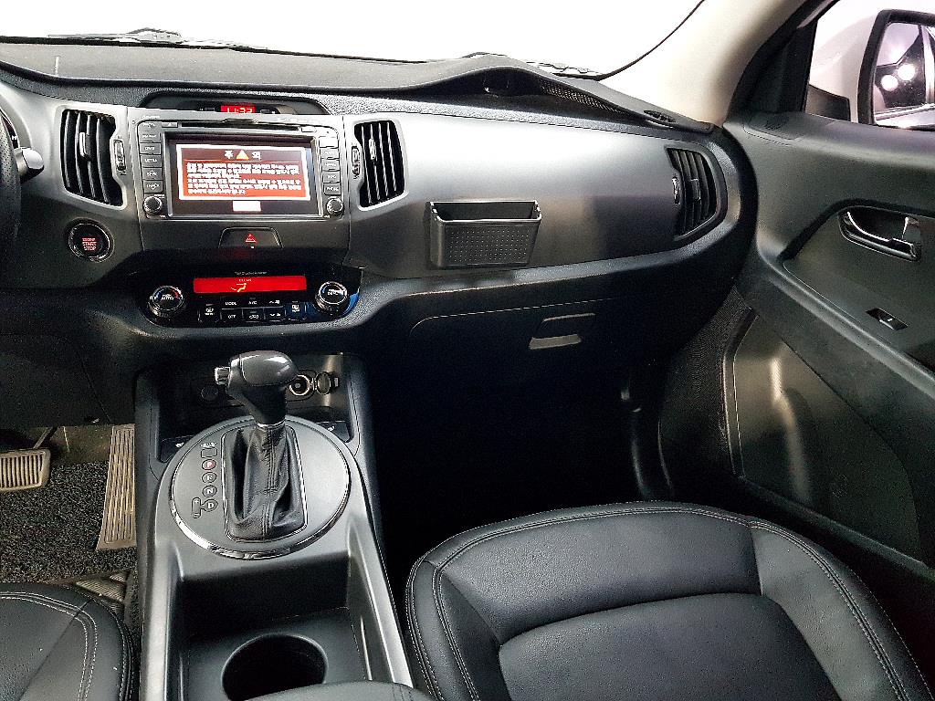 KIA Sportage - Vista 10