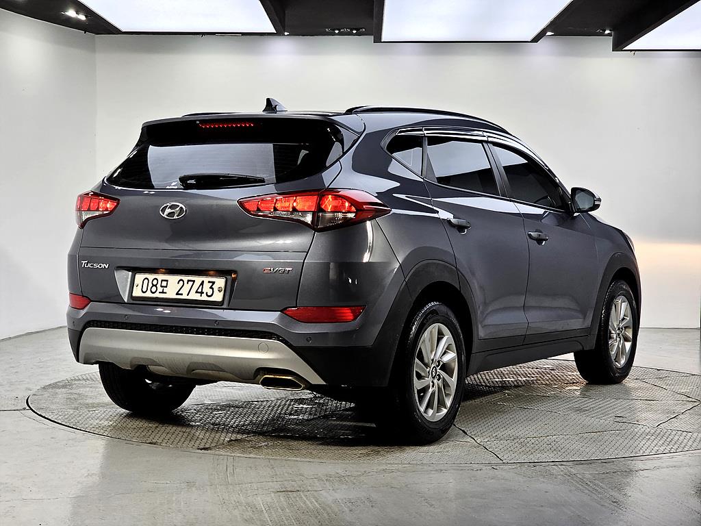 HYUNDAI Tucson - Vista 4