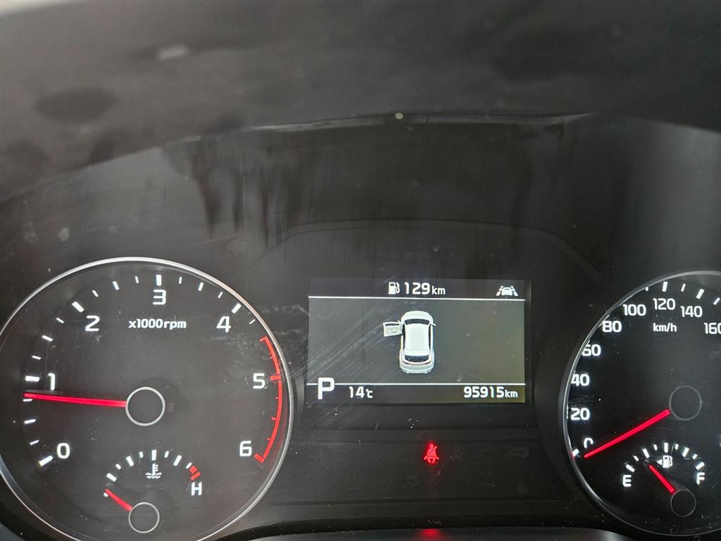 KIA Sportage - Vista 5