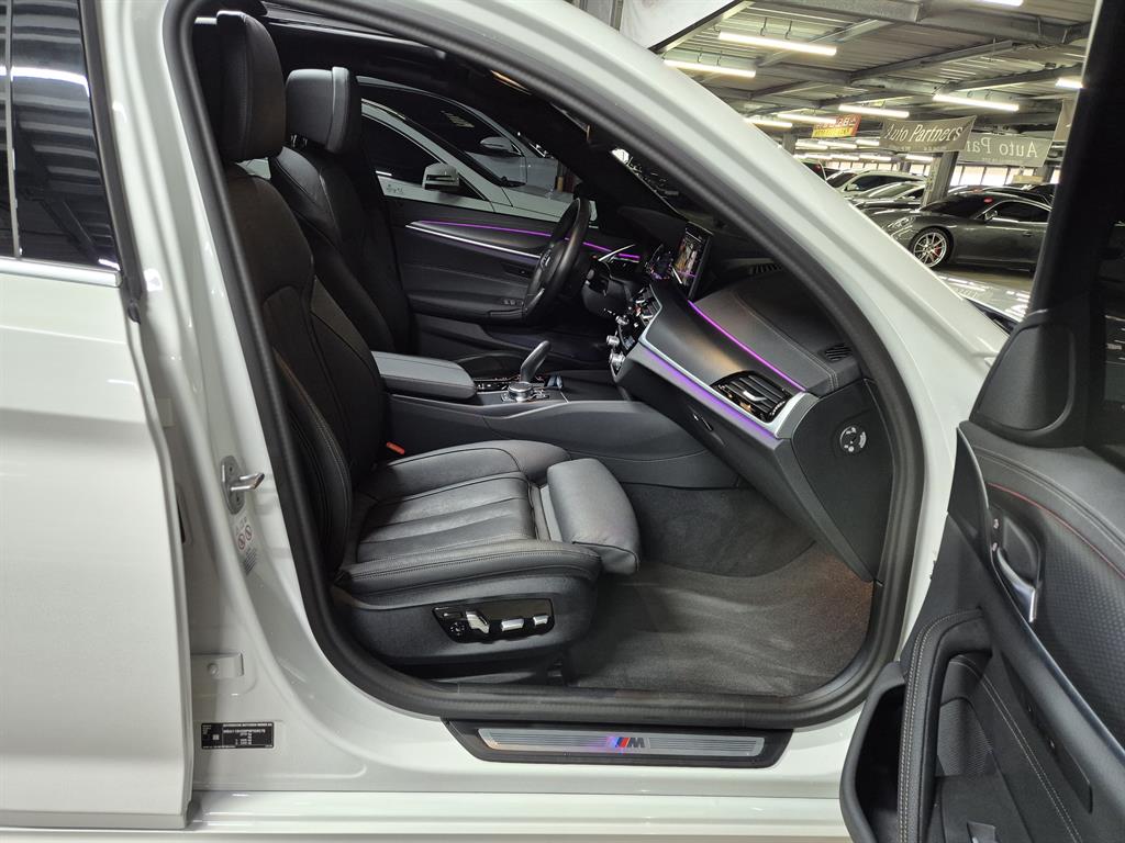 BMW 5 Series 2023 Blanco - Importación desde Corea - HF Imports Iquique - Foto 17