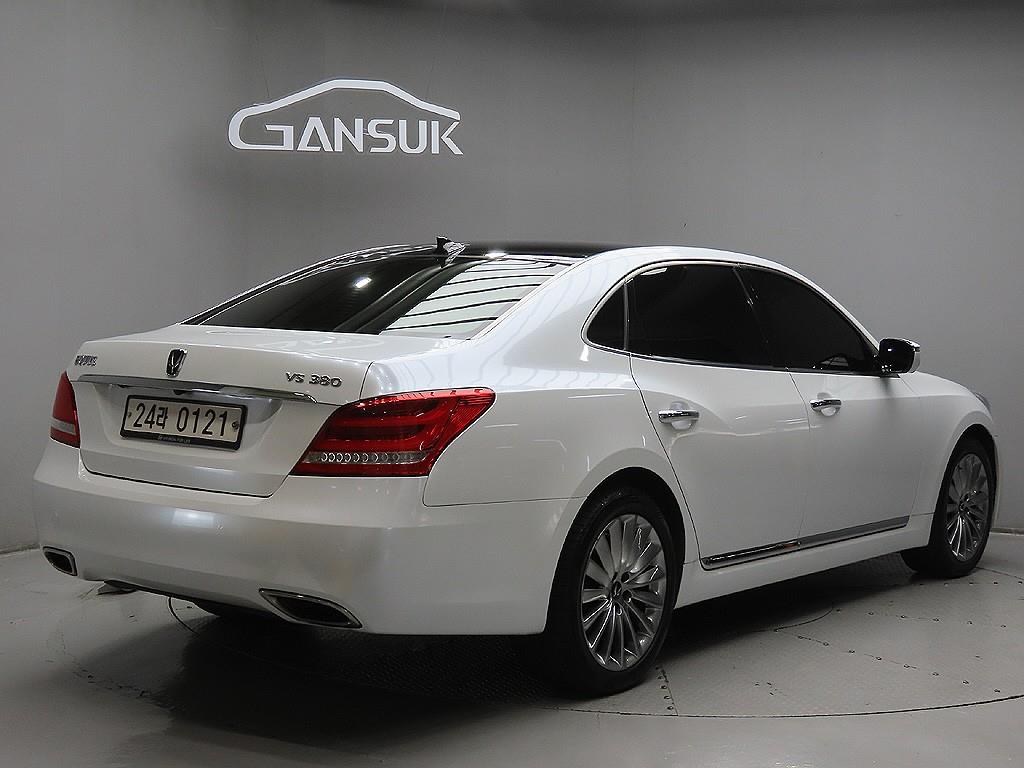 HYUNDAI Equus - Vista 7