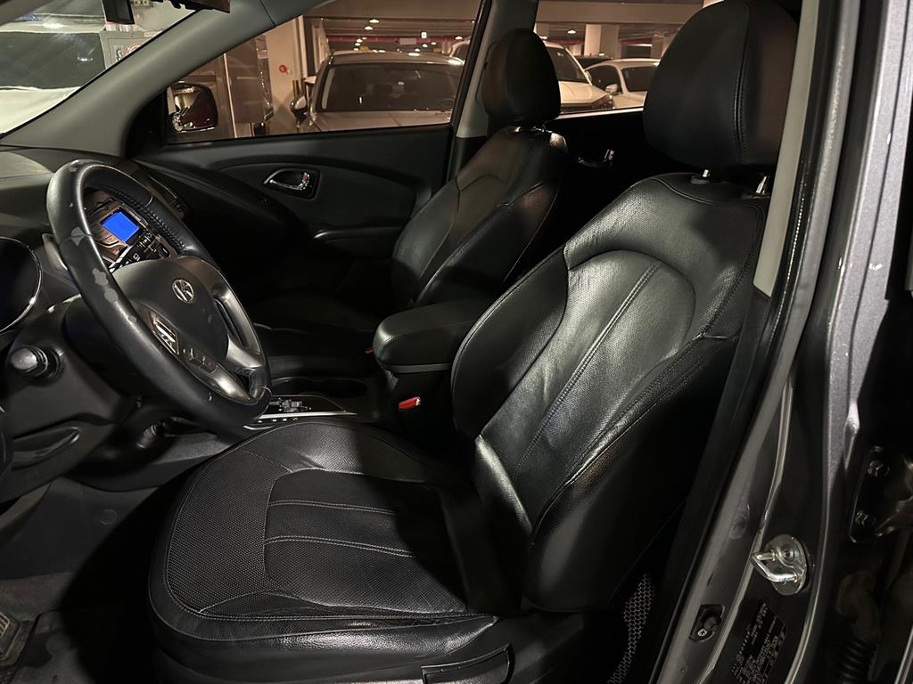 HYUNDAI Tucson - Vista 5
