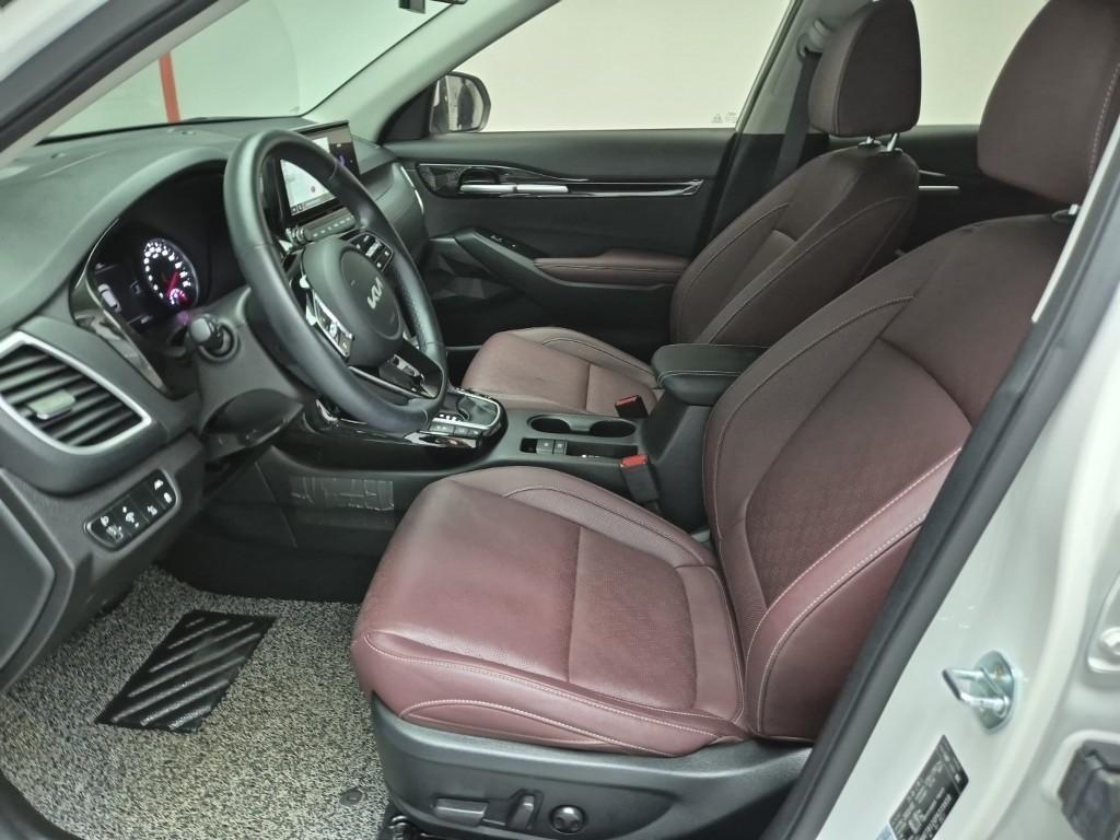 KIA Seltos 2023 Blanco - Importación desde Corea - HF Imports Iquique - Foto 18