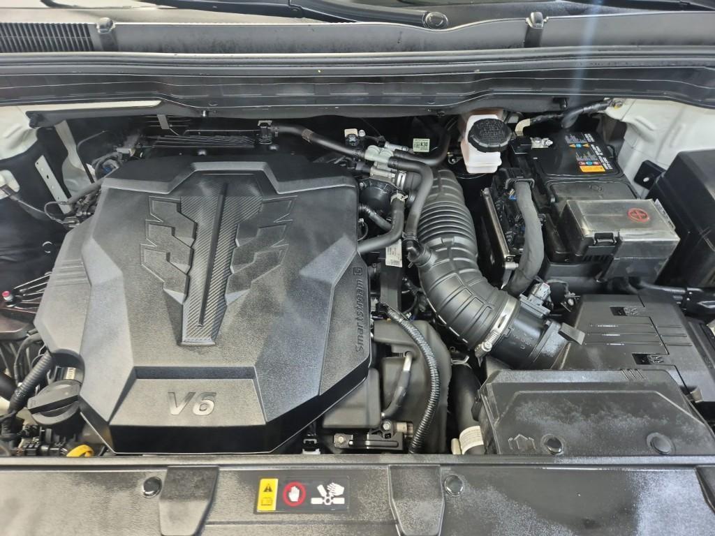 KIA Carnival - Vista 5