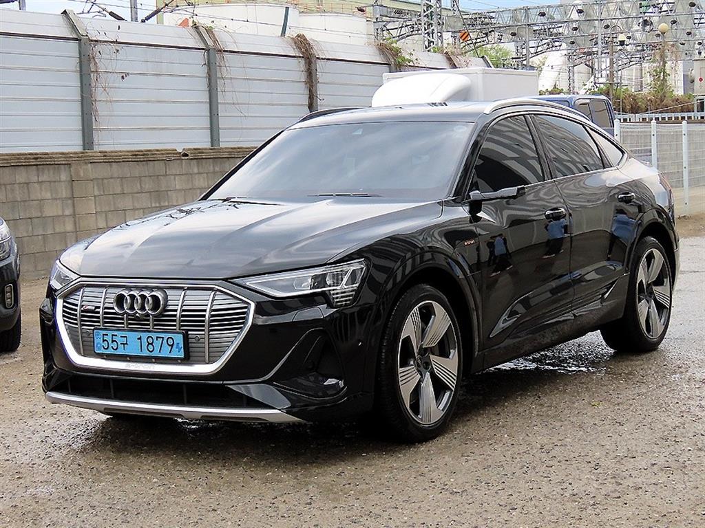 Audi e-Tron - Vista 2
