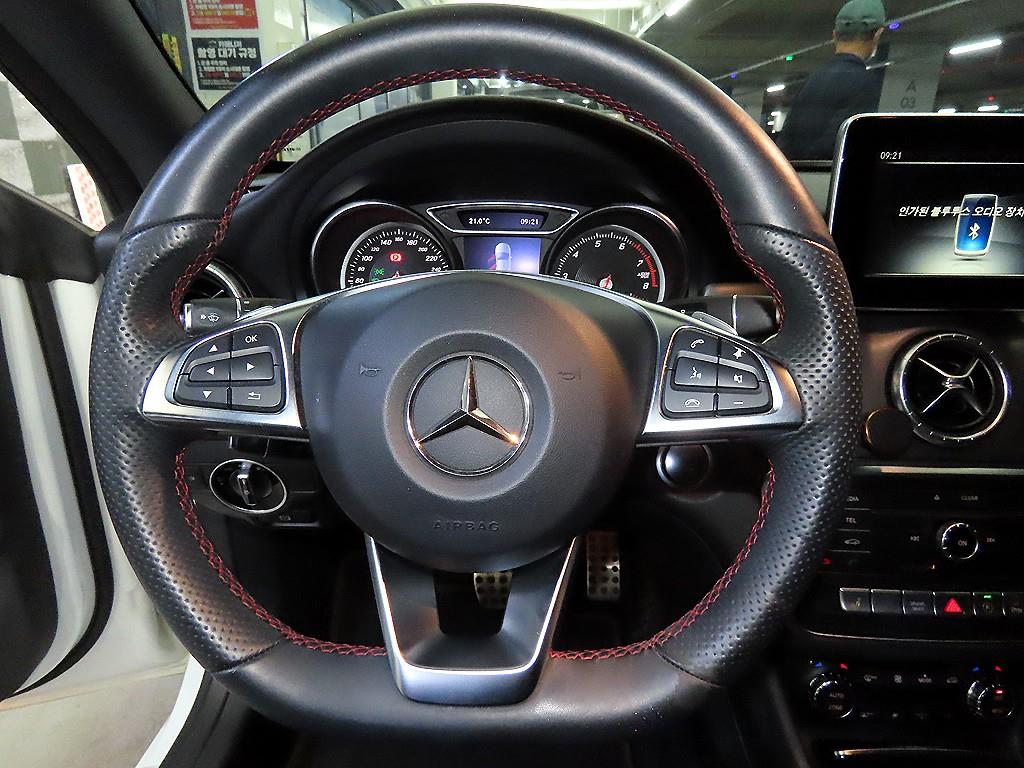 Mercedes Benz CLA Class - Vista 8