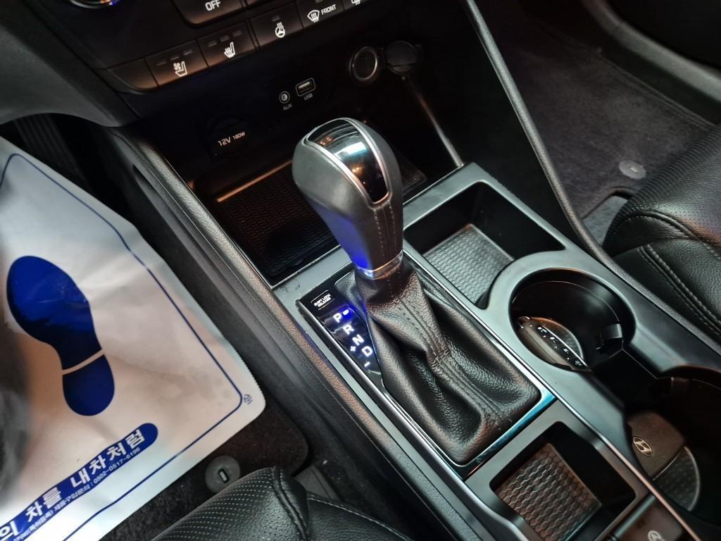 HYUNDAI Tucson - Vista 7