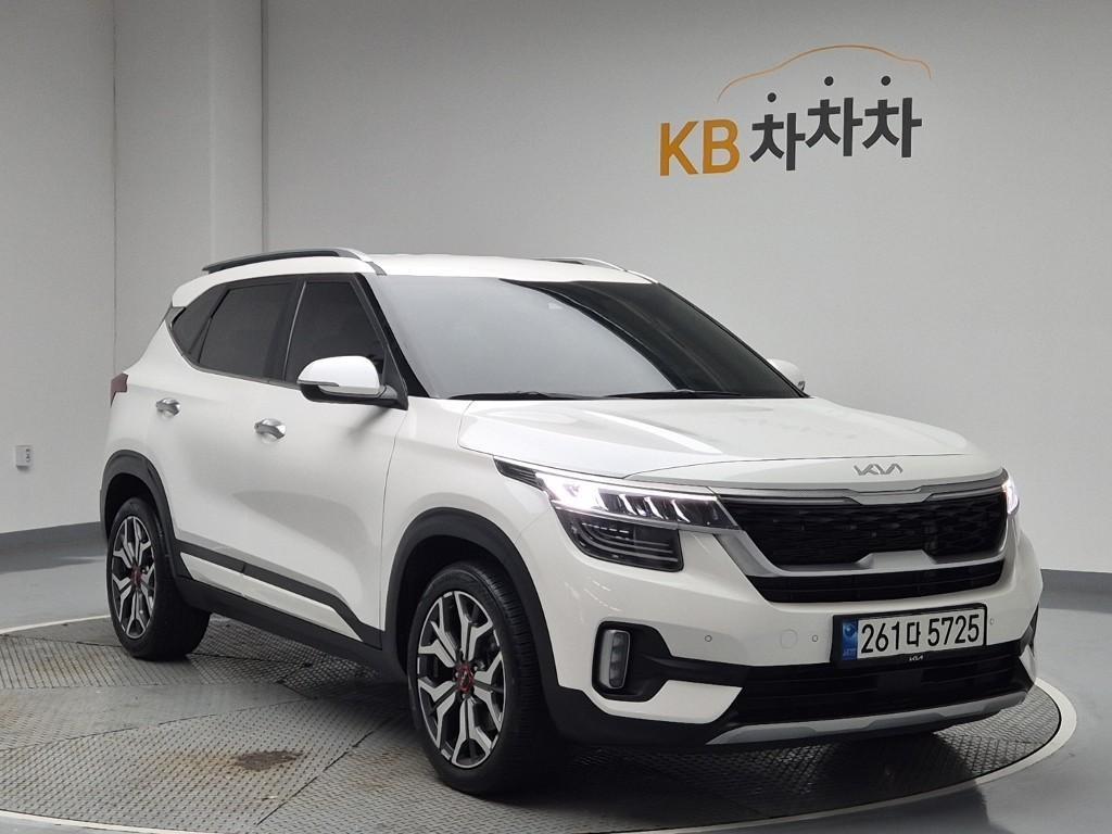 KIA Seltos - Vista 3