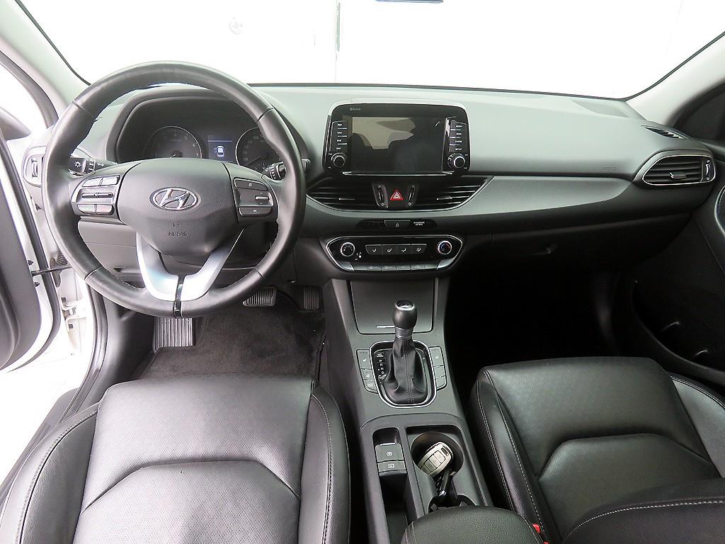 HYUNDAI i30 - Vista 9