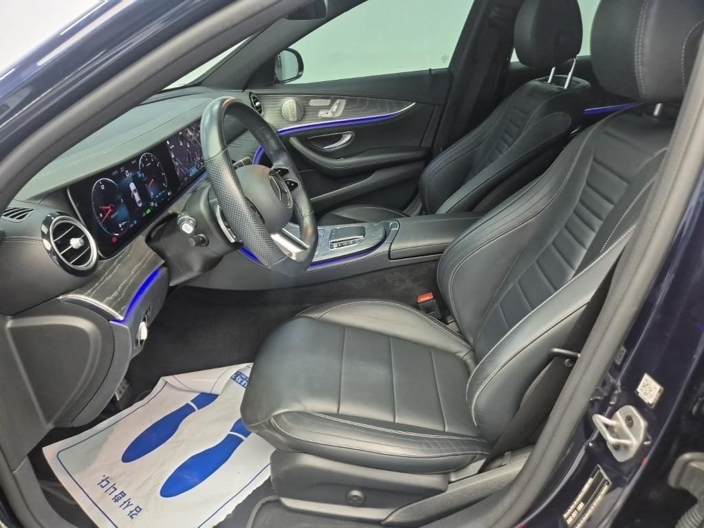 Mercedes Benz E class - Vista 11