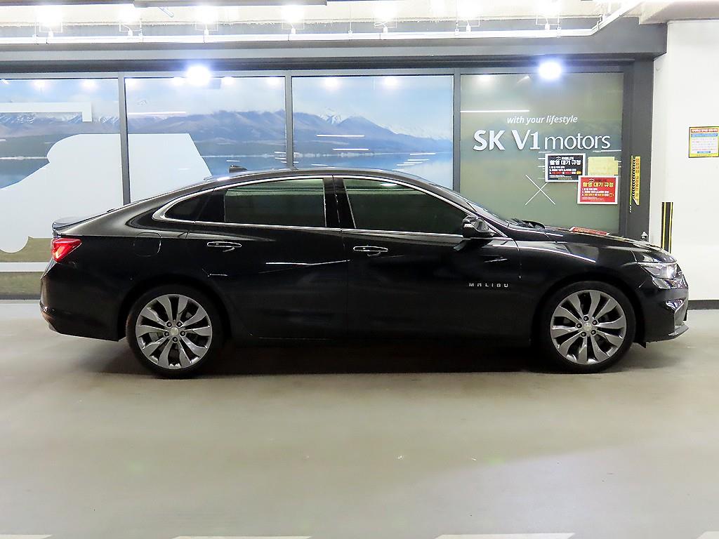 Chevrolet Malibu - Vista 3