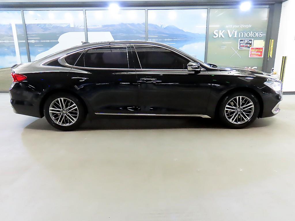 HYUNDAI Grandeur - Vista 3
