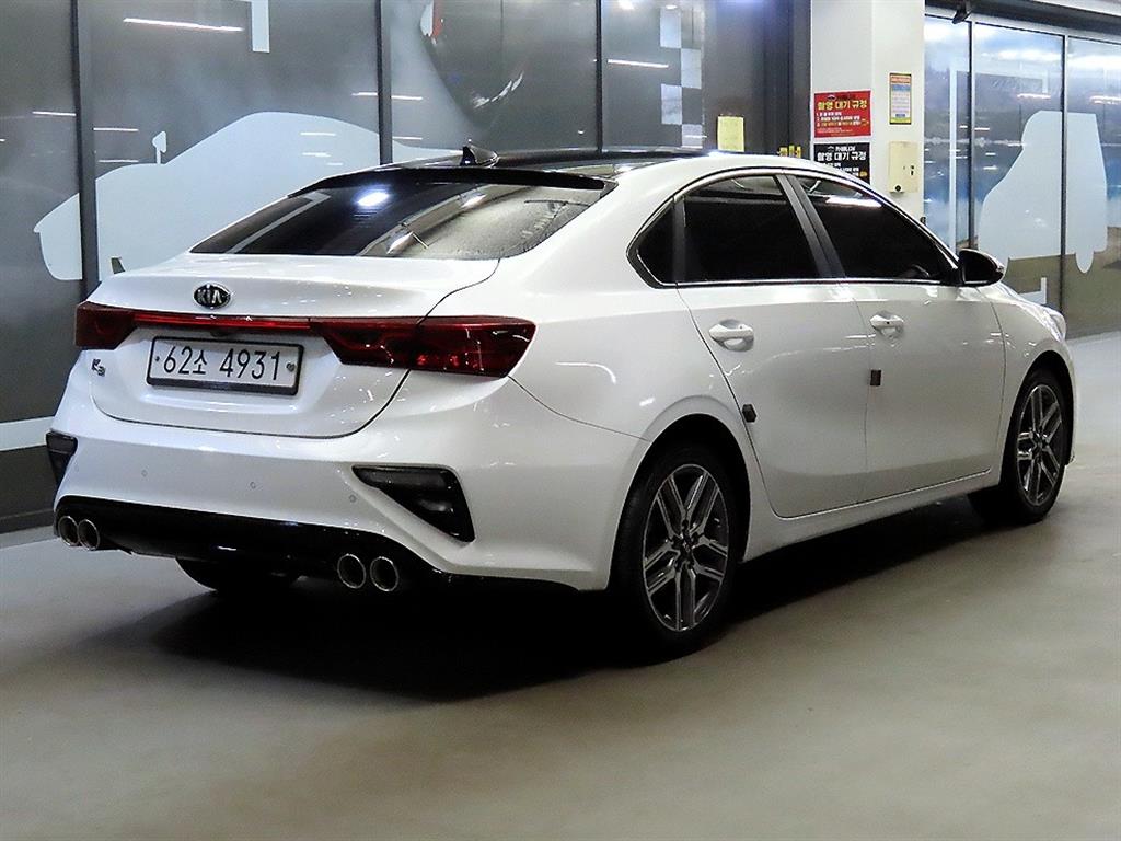 KIA K3 - Vista 4