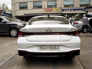 HYUNDAI Avante - Vista 6