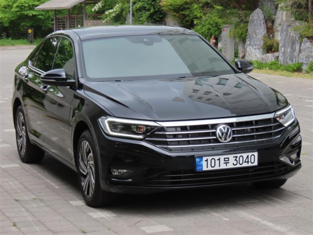 Volkswagen Jetta - Vista 3