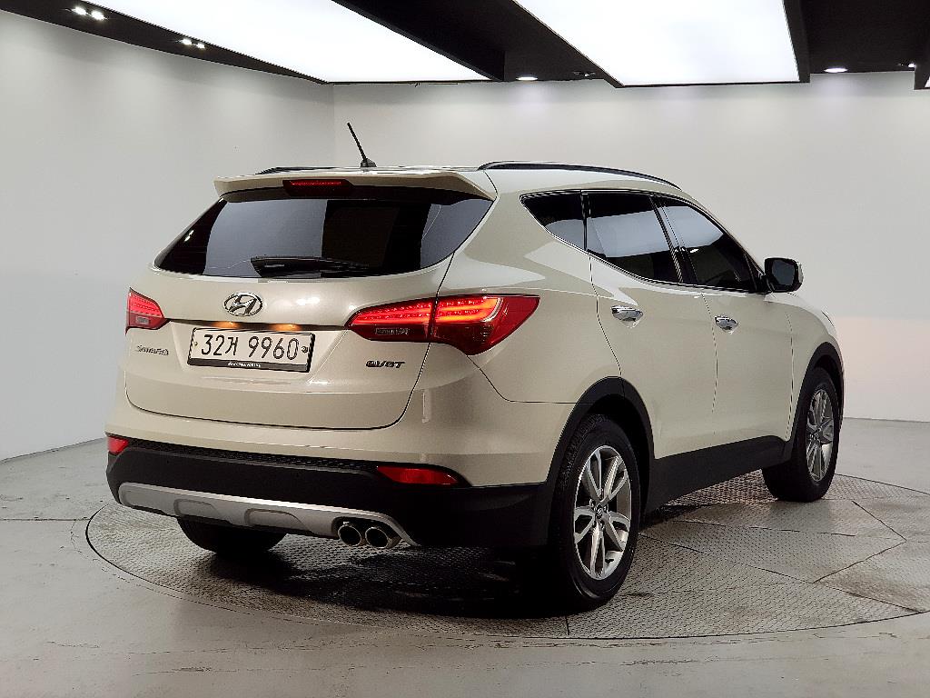 HYUNDAI Santa Fe - Vista 4