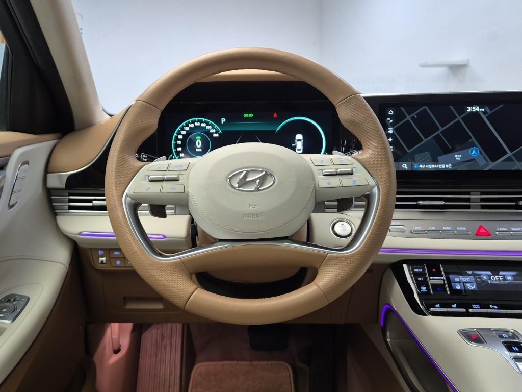HYUNDAI Grandeur - Vista 7