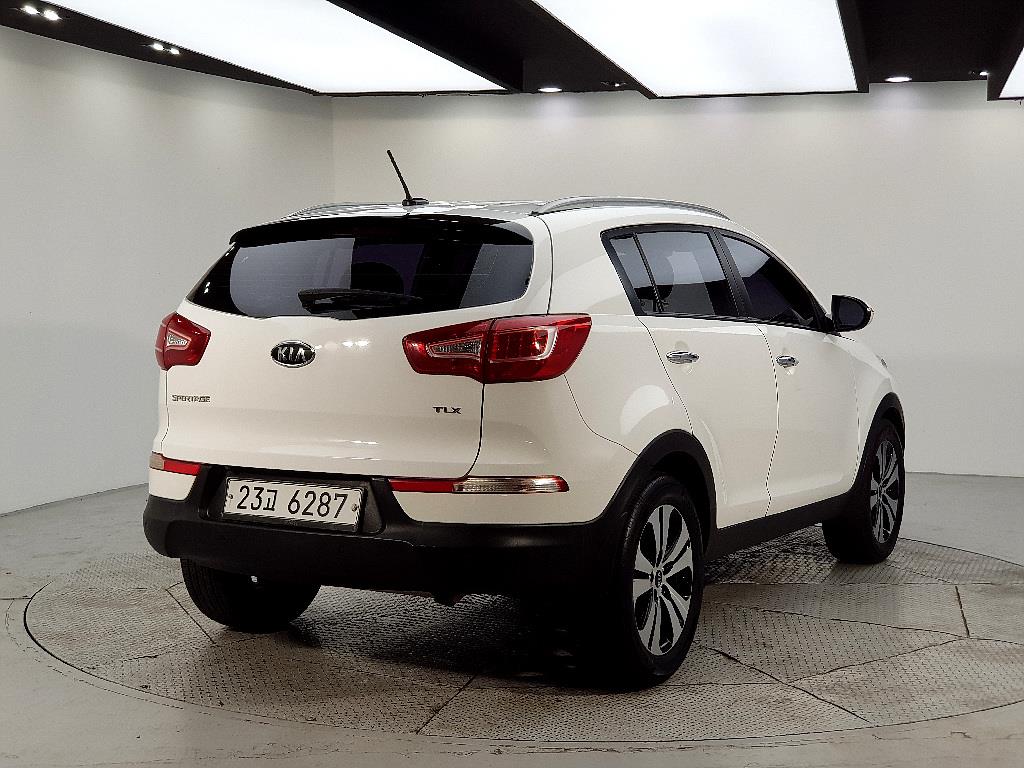 KIA Sportage - Vista 4