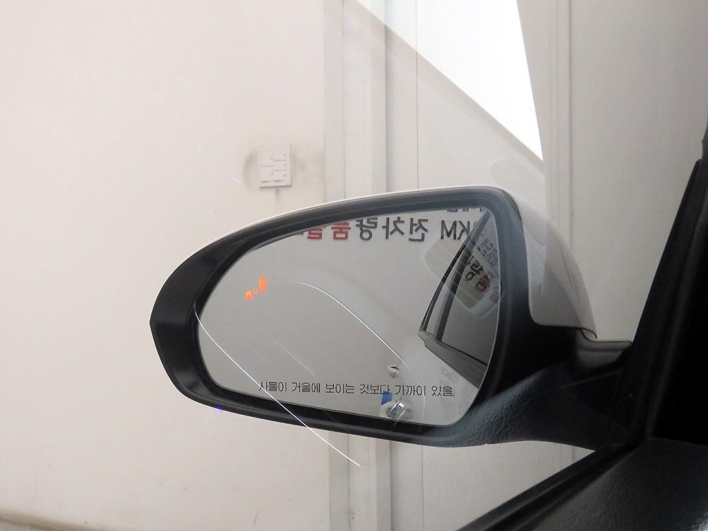 HYUNDAI i30 - Vista 6