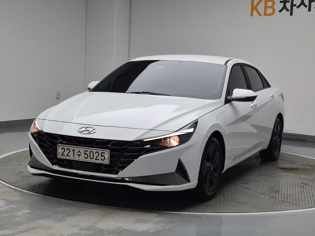 HYUNDAI Avante 2022 Blanco - Importación desde Corea - HF Imports Iquique - Foto 1