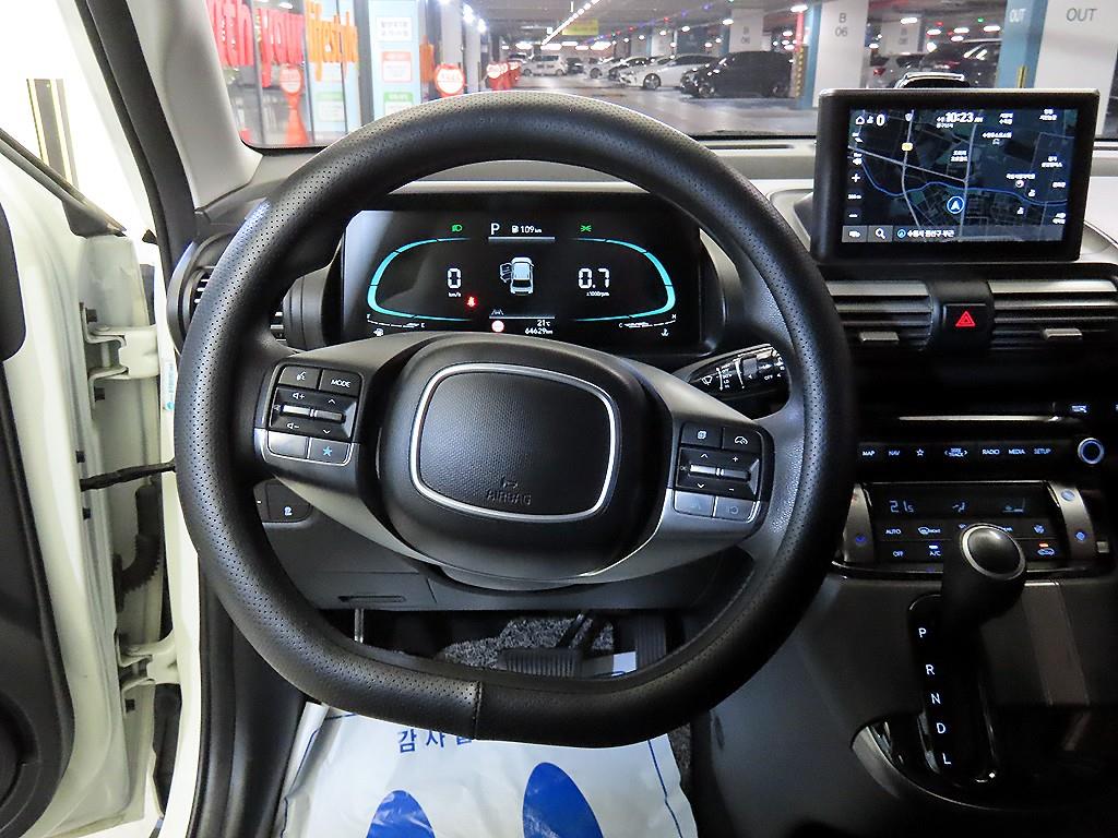 HYUNDAI Casper - Vista 8