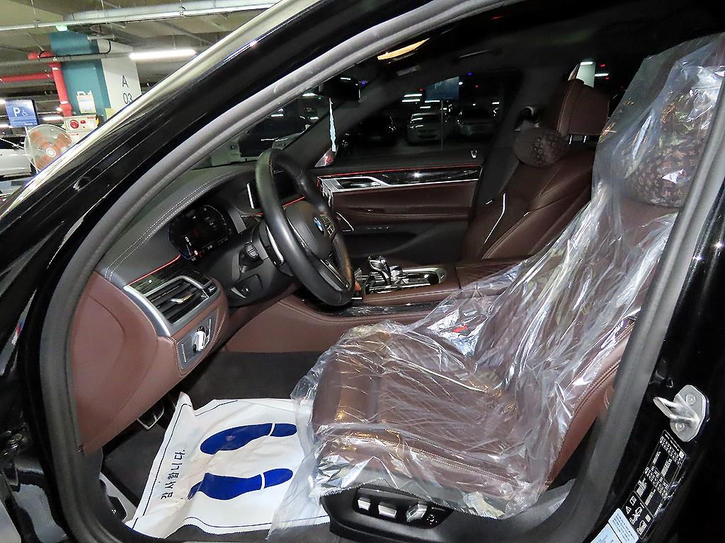 BMW 7 Series - Vista 6