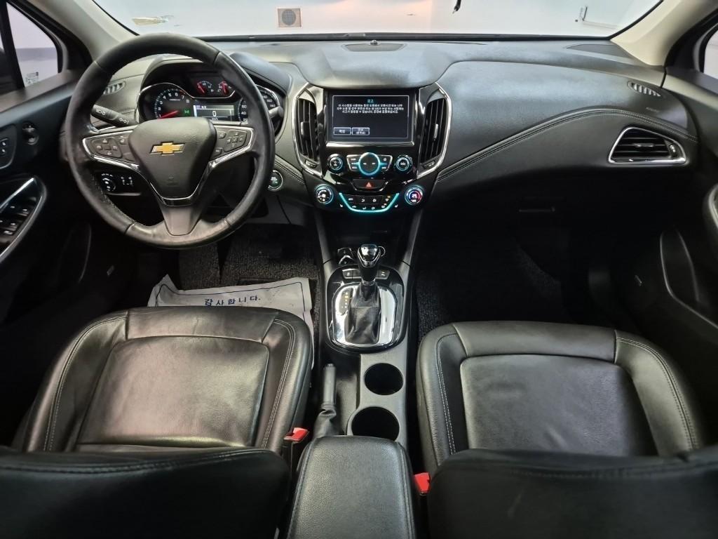 Chevrolet Cruise - Vista 7