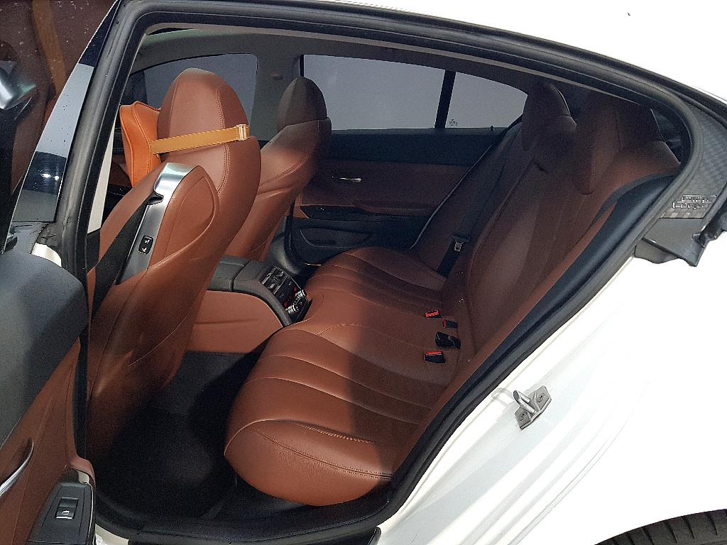 BMW 6 series - Vista 9