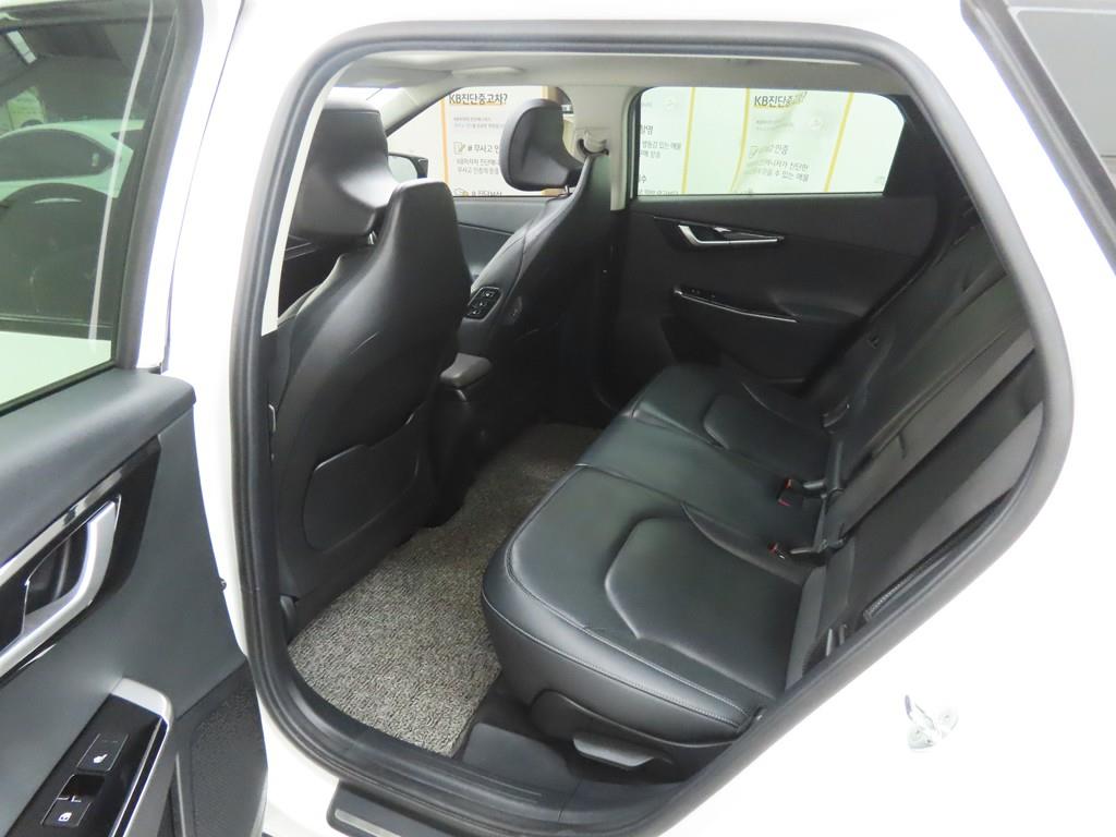 KIA EV6 - Vista 6