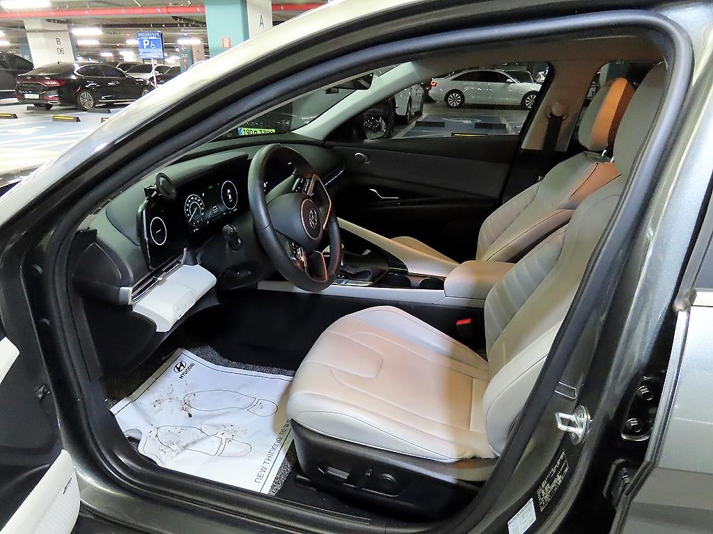 HYUNDAI Avante - Vista 6