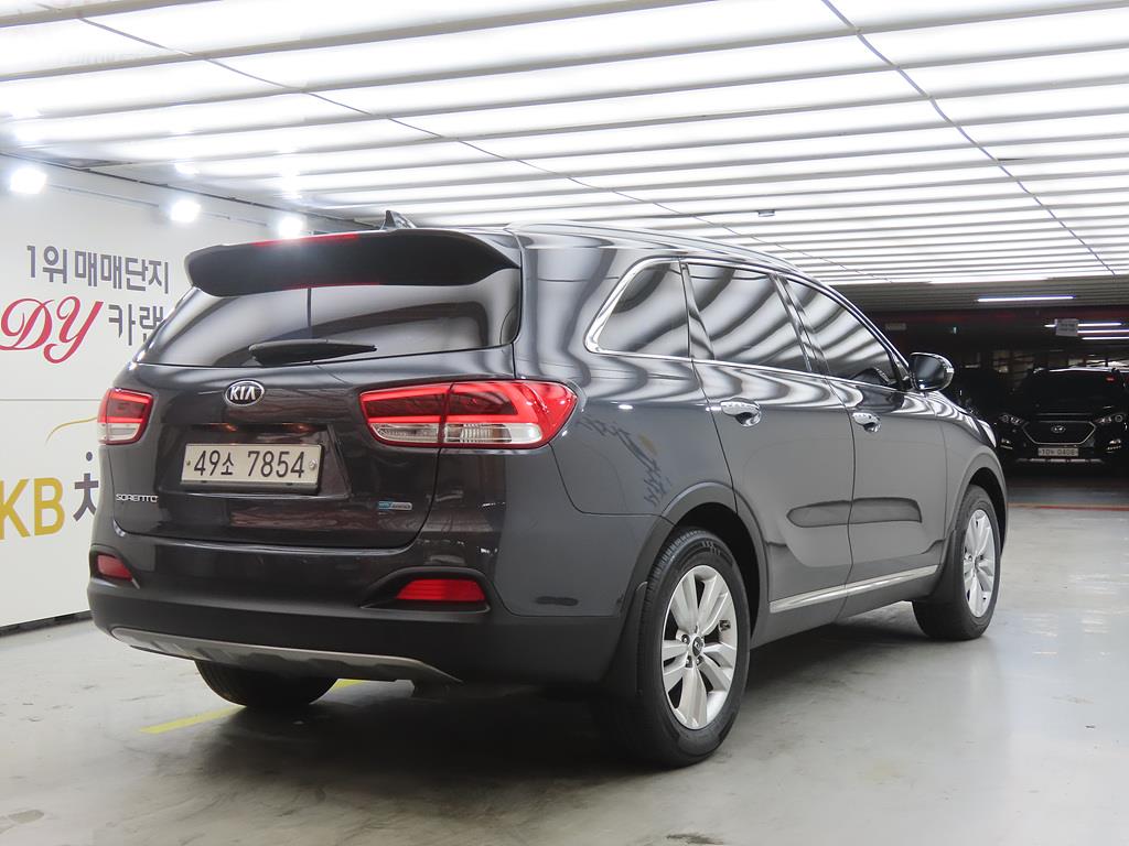 KIA Sorento - Vista 4