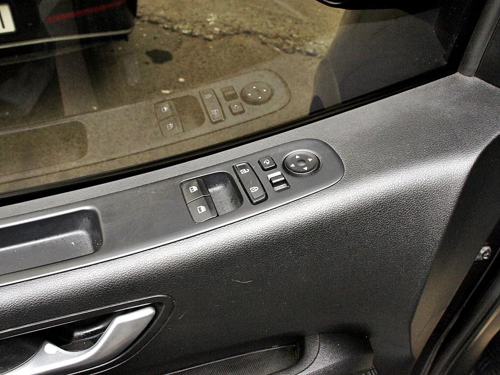 HYUNDAI Staria 2022 Gris - Importación desde Corea - HF Imports Iquique - Foto 12