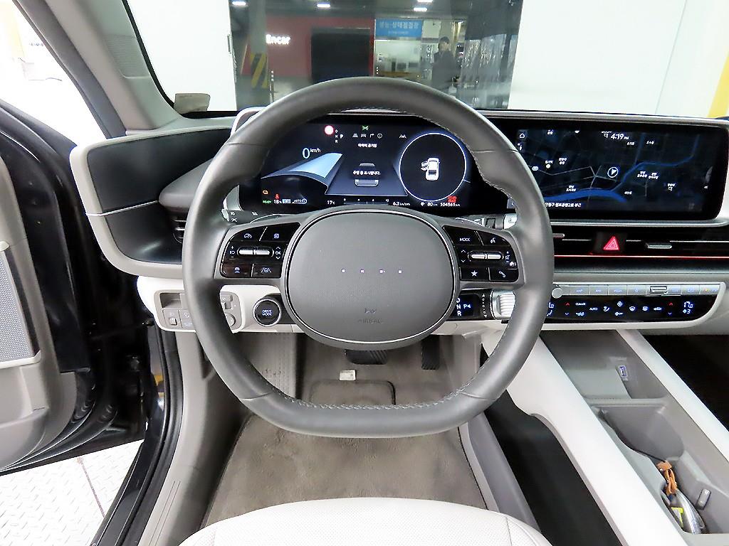 HYUNDAI Ioniq 6 - Vista 9