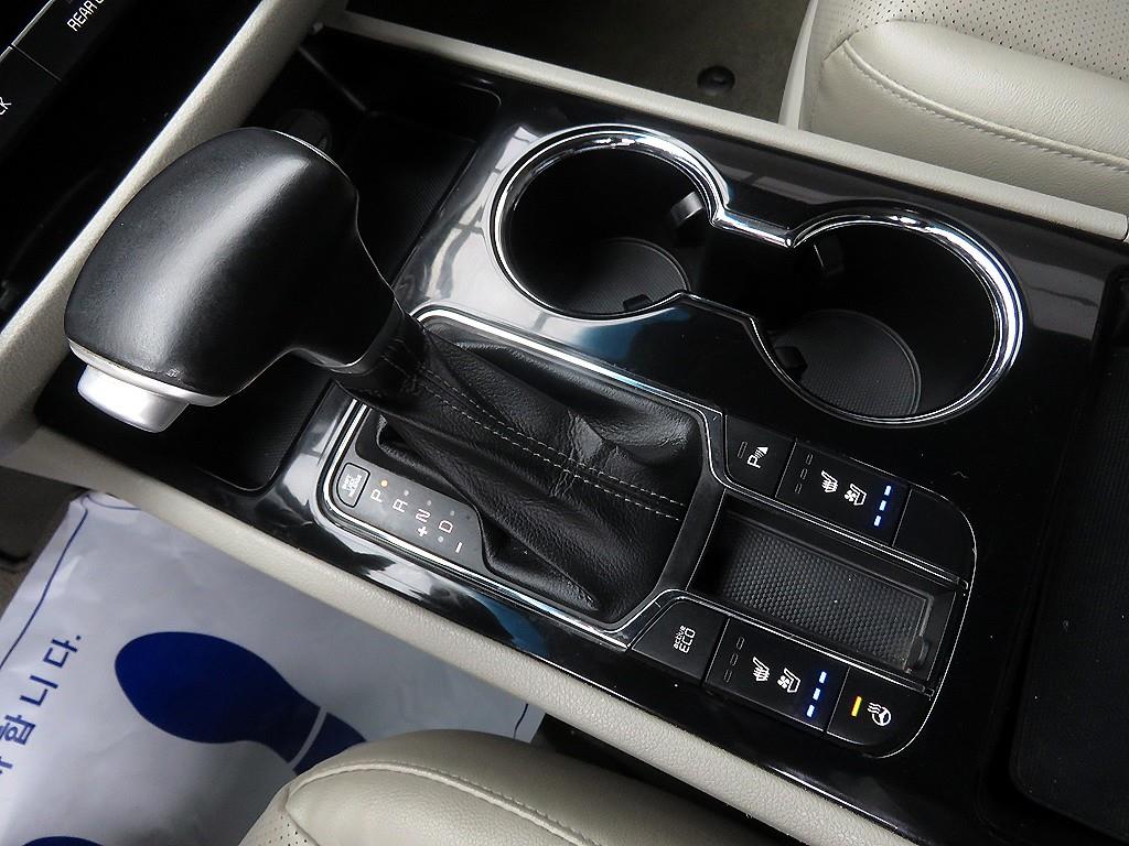KIA Carnival 2019 Blanco - Importación desde Corea - HF Imports Iquique - Foto 13